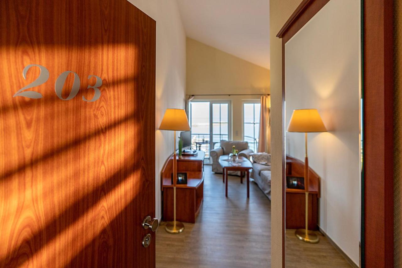 Sur La Mer - Pension Garni Barth Exterior photo